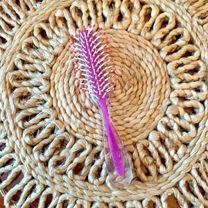 Vintage Medium Goody Pink/Clear Plastic Hair Brush W/Ball Tips~Made In USA~8"‎